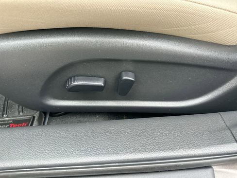 Used 2016 Nissan Altima 2.5 S w/ Power Driver Seat Package image 22