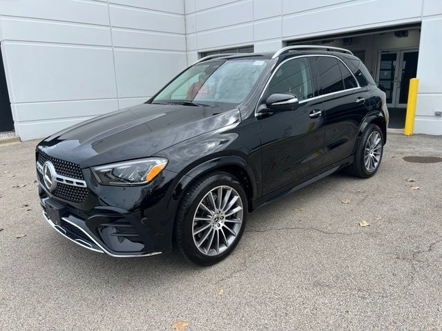 Used 2024 Mercedes-Benz GLE 450e 4MATIC image 2