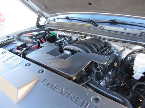 Used 2016 Chevrolet Tahoe LT image 28