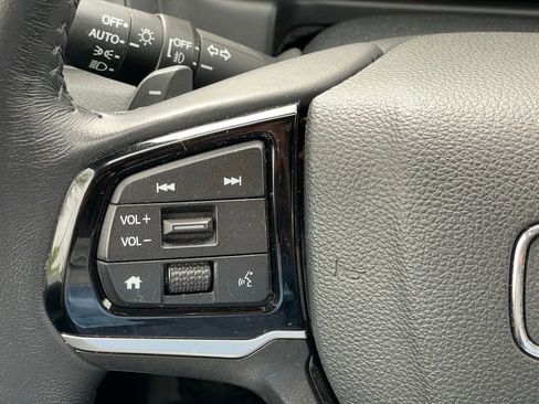 Certified 2025 Honda Odyssey Elite image 15