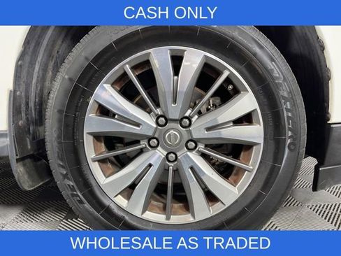 Used 2017 Nissan Pathfinder S image 12