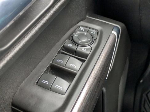 Used 2021 Chevrolet Silverado 1500 LTZ image 25