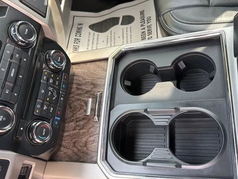 Used 2017 Ford F250 Lariat w/ Chrome Package AWD/4WD image 21