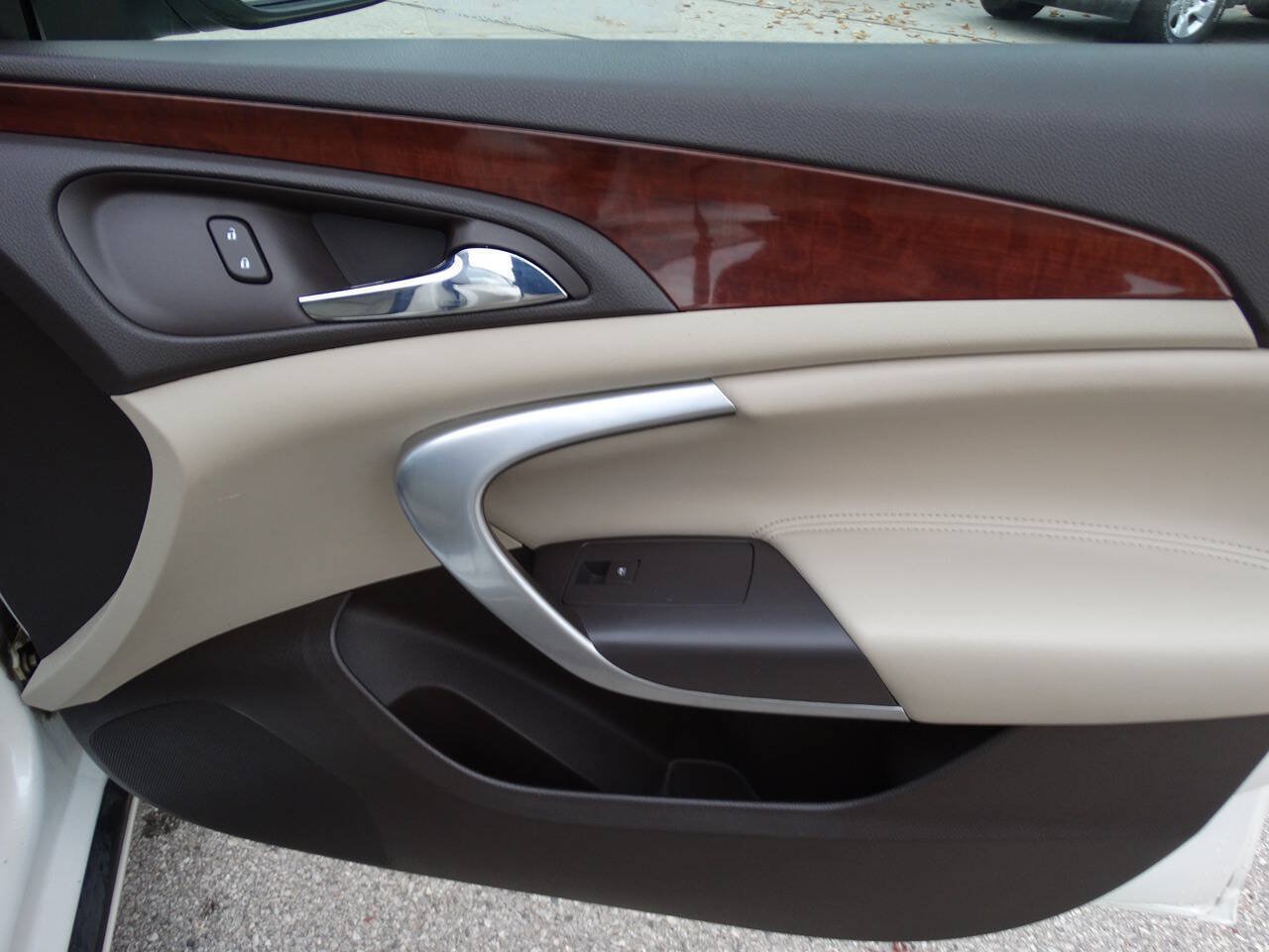 Used 2015 Buick Regal Premium AWD/4WD image 39