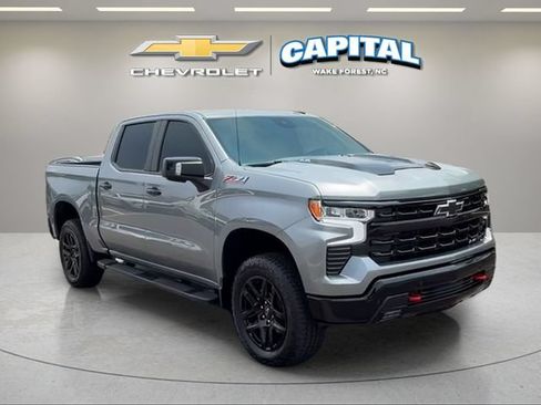 Used 2026 Chevrolet Silverado 1500 LT Trail Boss w/ LT Trail Boss Premium Package AWD/4WD image 7