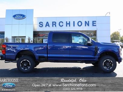 New 2026 Ford F350 Platinum w/ Tremor Off-Road Package