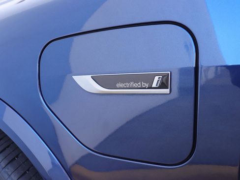 Used 2022 BMW X5 xDrive45e w/ M Sport Package image 10