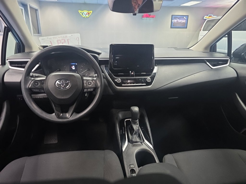 Used 2023 Toyota Corolla LE w/ Carpet Mat Package (TMS) FWD image 11