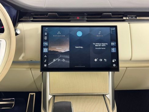 Used 2024 Land Rover Range Rover SE image 25