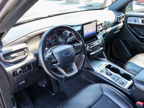 Used 2022 Ford Explorer ST-Line w/ Class IV Trailer Tow Package AWD/4WD image 26