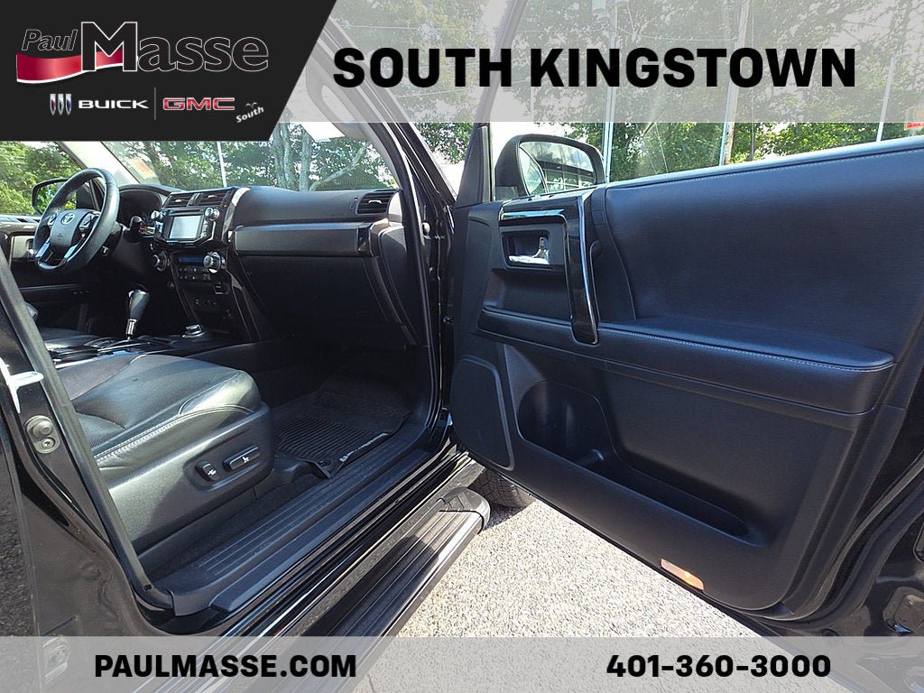 Used 2019 Toyota 4Runner Limited AWD/4WD image 33