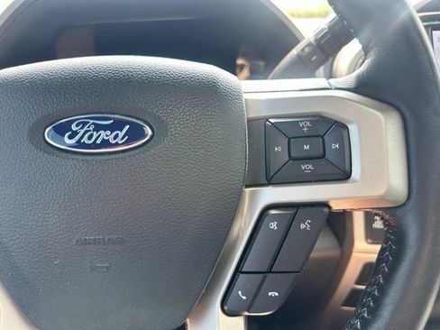 Used 2022 Ford F350 Lariat w/ Tremor Off-Road Package AWD/4WD image 39