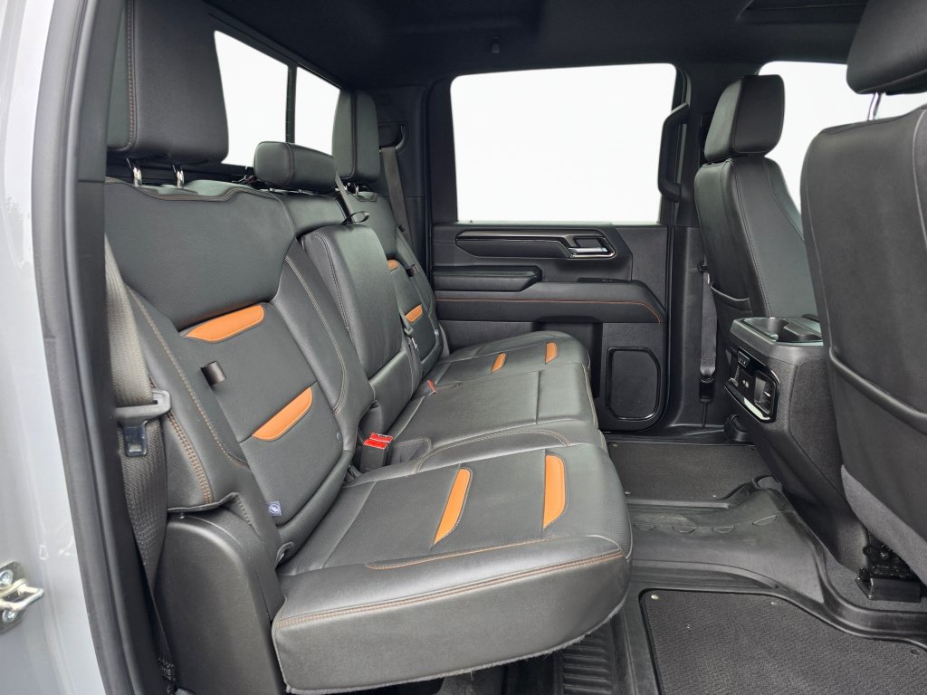 Used 2025 GMC Sierra 3500 AT4 w/ AT4 Premium Plus Package AWD/4WD image 25