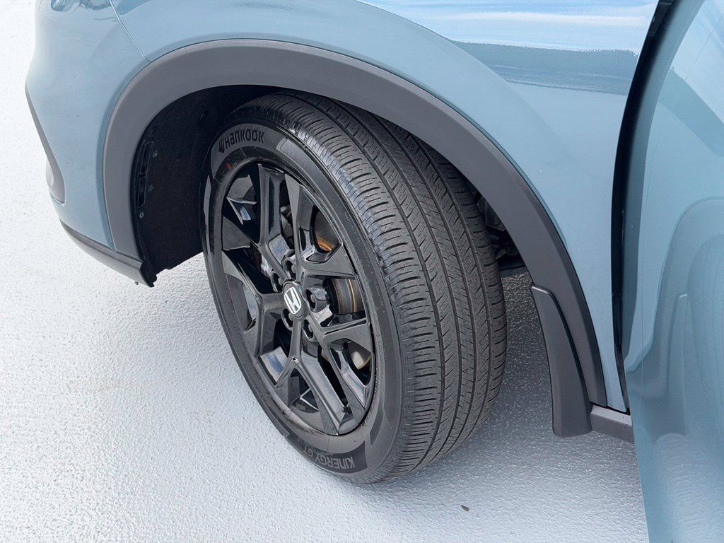 Certified 2023 Honda HR-V Sport image 28