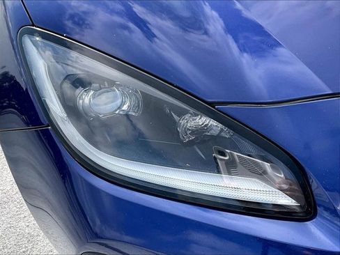 Used 2022 Toyota GR86 Premium RWD image 30