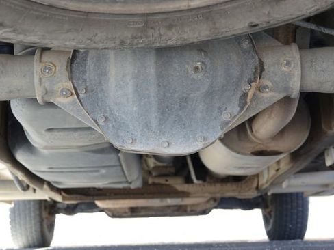 Used 2017 GMC Savana 2500 image 34