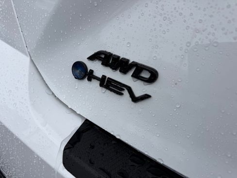 New 2026 Toyota Camry Hybrid image 8