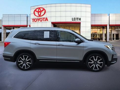 Used 2021 Honda Pilot Touring image 4