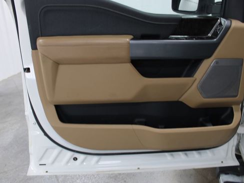 Used 2023 Ford F150 Lariat w/ Trailer Tow Package image 21