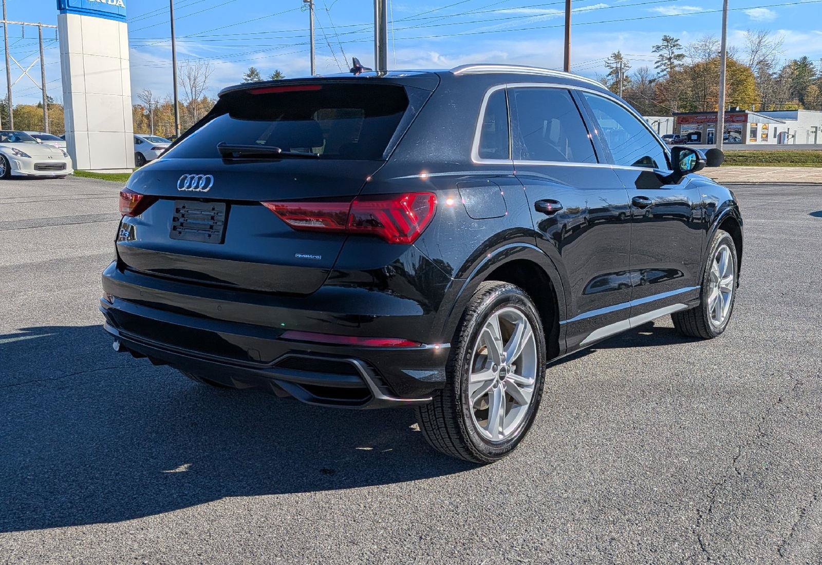 Used 2022 Audi Q3 2.0T Premium w/ Convenience Package AWD/4WD image 7