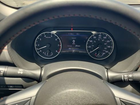 Certified 2025 Nissan Sentra SR FWD image 24