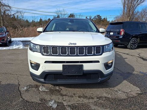 Used 2019 Jeep Compass Latitude w/ Popular Equipment Group image 6