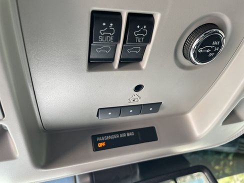 Used 2016 Chevrolet Tahoe LTZ image 34