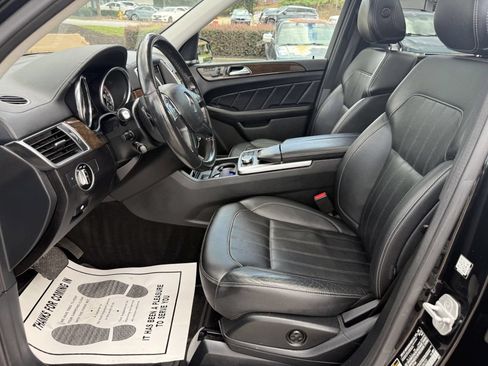 Used 2015 Mercedes-Benz GL 450 4MATIC image 18
