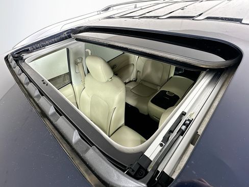 Used 2021 INFINITI QX80 Luxe w/ All-Season Package image 21