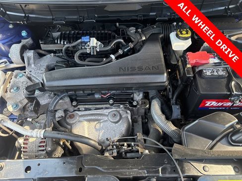 Used 2017 Nissan Rogue SV image 35
