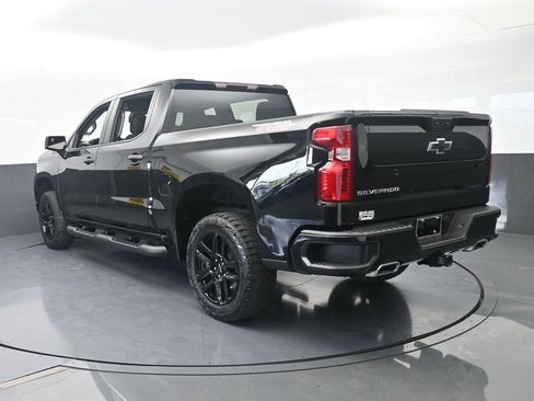 Used 2024 Chevrolet Silverado 1500 Custom Trail Boss AWD/4WD image 4