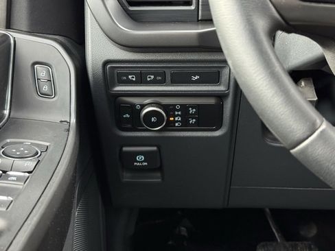 Used 2024 Ford F150 XLT w/ Equipment Group 302A MID image 33