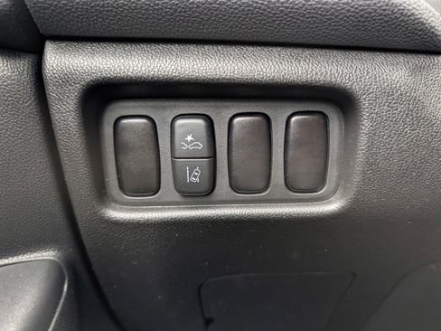 Used 2025 Mitsubishi Outlander Sport ES image 32