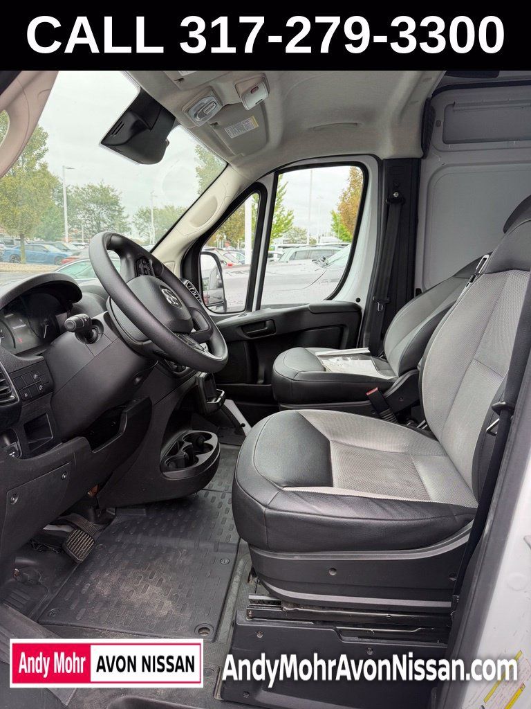 Used 2024 RAM ProMaster 2500 w/ Convenience Group FWD image 8