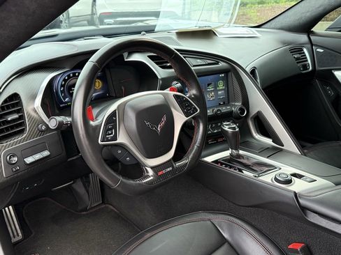 Used 2019 Chevrolet Corvette Z06 image 12