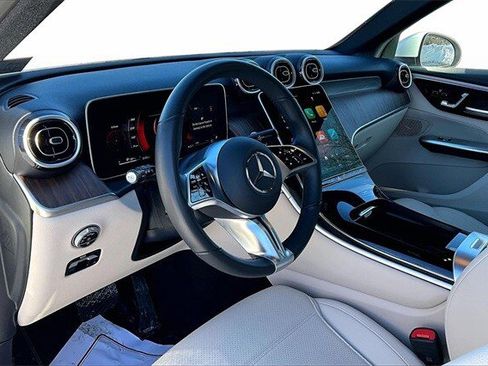 Certified 2025 Mercedes-Benz GLC 300 4MATIC image 20