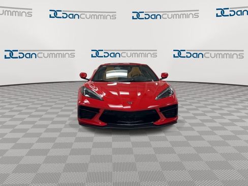 Used 2021 Chevrolet Corvette Stingray Preferred Cpe w/ Z51 Performance Package RWD image 3