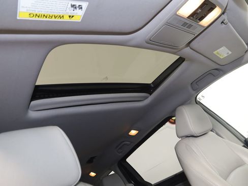 Used 2019 Honda Odyssey EX-L image 11