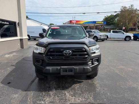 Used 2019 Toyota Tacoma SR AWD/4WD image 7