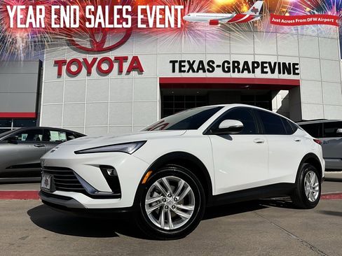 Used 2025 Buick Envista Preferred image 1