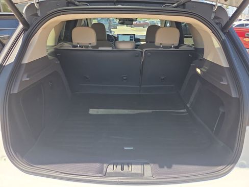 Used 2023 Lincoln Corsair Grand Touring AWD/4WD image 35