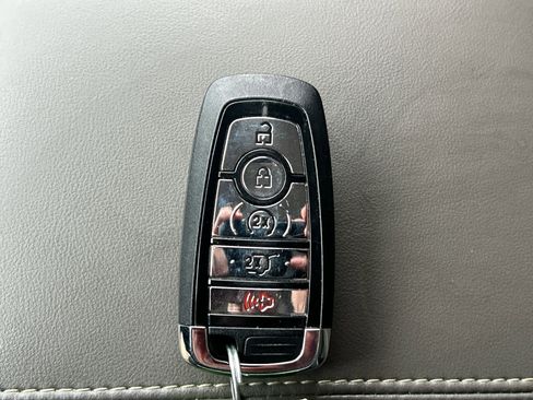 Used 2024 Lincoln Corsair FWD w/ Equipment Group 101A image 57