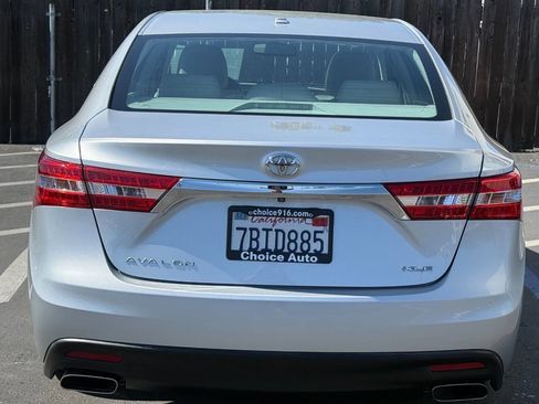 Used 2013 Toyota Avalon XLE Touring FWD image 5
