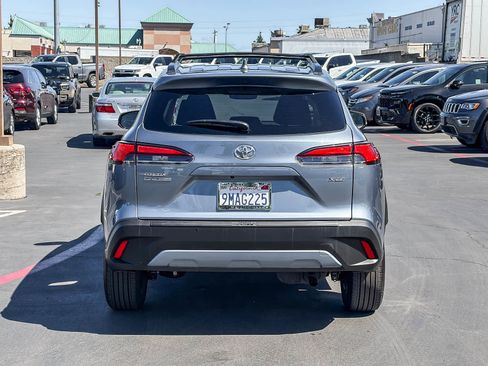 Used 2024 Toyota Corolla Cross XLE w/ Convenience Package image 3