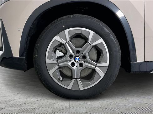 New 2026 BMW X1 xDrive28i image 15