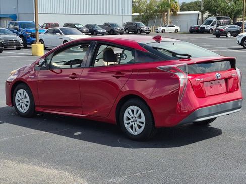 Used 2017 Toyota Prius Two FWD image 7