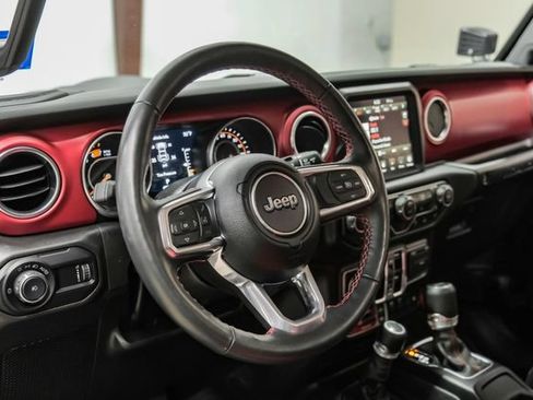 Used 2023 Jeep Wrangler Unlimited Rubicon w/ Safety Group AWD/4WD image 23