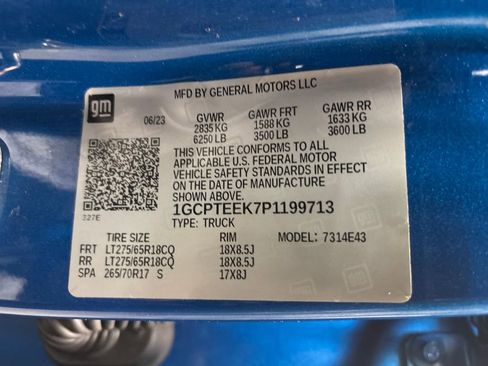 Used 2023 Chevrolet Colorado Trail Boss w/ Technology Package image 30