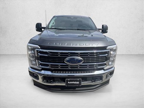 New 2026 Ford F250 XLT w/ FX4 Off-Road Package image 9