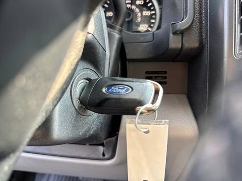 Used 2018 Ford F150 XLT w/ Equipment Group 302A Luxury AWD/4WD image 29